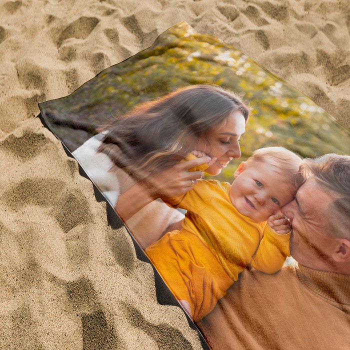 Custom Photo Beach Towel, Personalized Photo Pool Towel, Modern Stylish Soft Comfortable Couple Picture Beautiful Towel, Gift For Her Custom Photo Beach Towel, Personalized Photo Pool Towel, Modern Stylish Soft Comfortable Couple Picture Beautiful Towel, Gift For Her