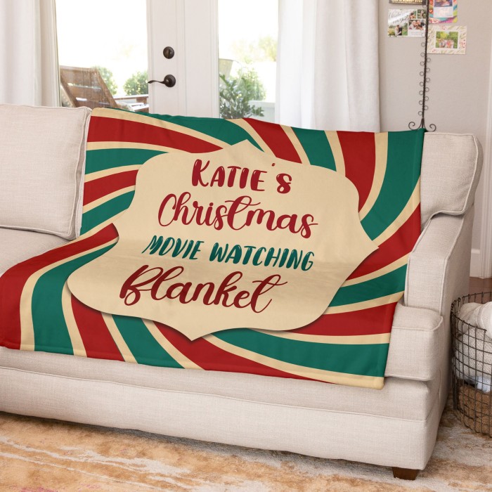 Custom Movie Watching Blanket, Personalized Retro Christmas Blanket, Christmas Gifts, Noel Present, New Year Gift, Gift for mom dad friend