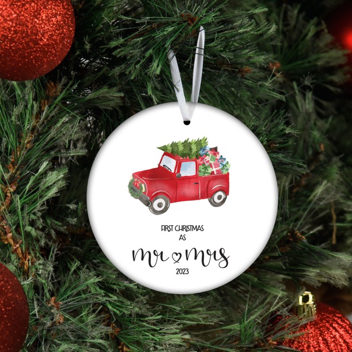 Car Christmas Ornament, Personalized Mr. & Mrs.Holiday Tree and Gifts Ornament with Custom Names, Custom Mr. and Mrs. Tree Christmas Ornament